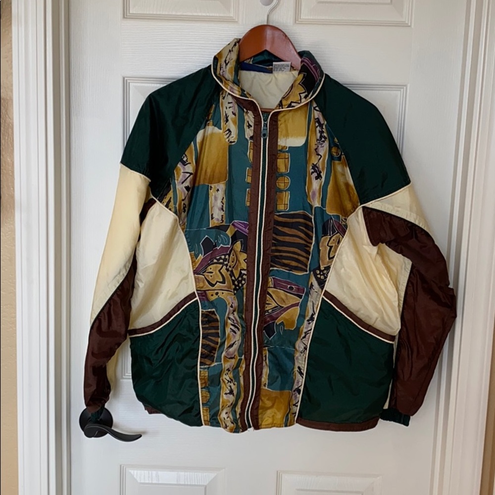 vintage windbreaker jacket. Unisex